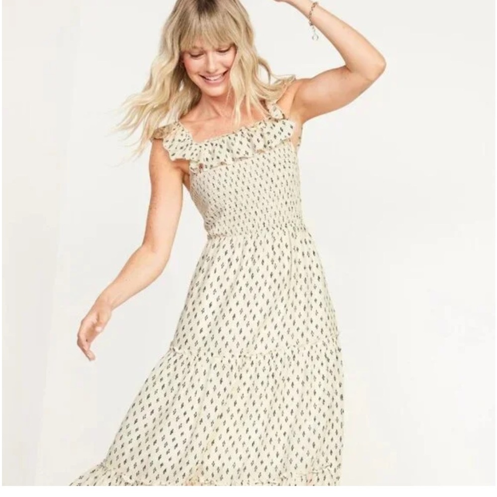 Old Navy Cottagecore Smocked Tiered Diamond Print Midi Fit & Flare Dress Country